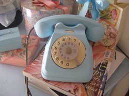 012_il vecchio telefono